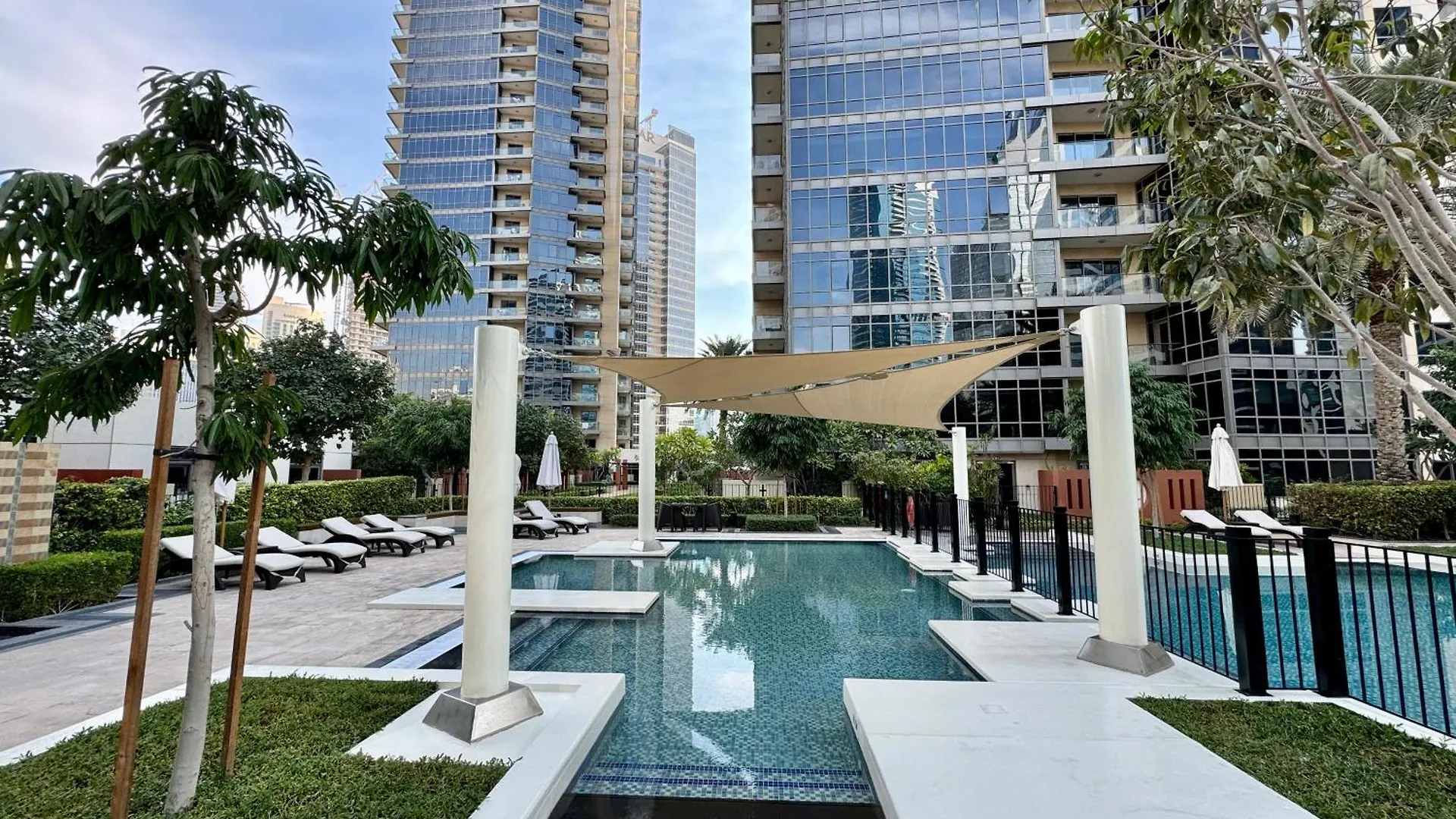 Exquisite Centrally Located 1Br In Downtown Dubai